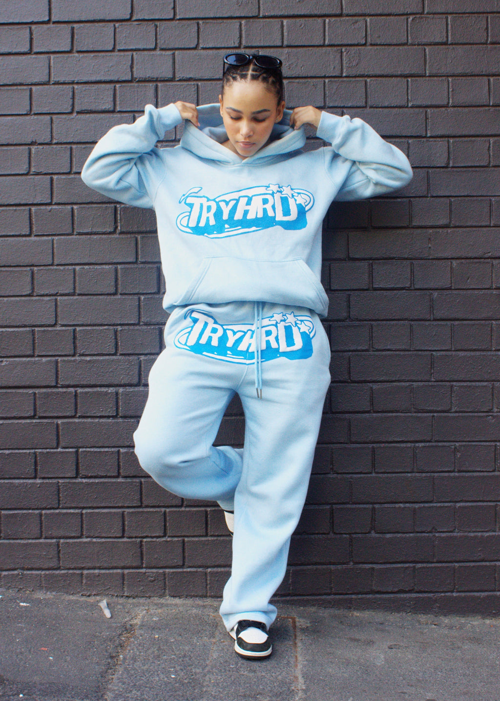 TryHrder Tracksuit in blue: puff print hoodie and joggers