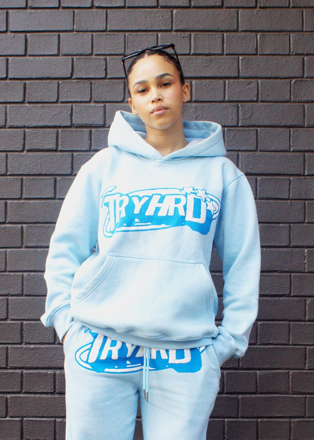 TryHrder Tracksuit in blue: puff print hoodie and joggers